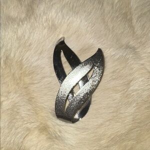 Vintage Sarah Coventry Brooch